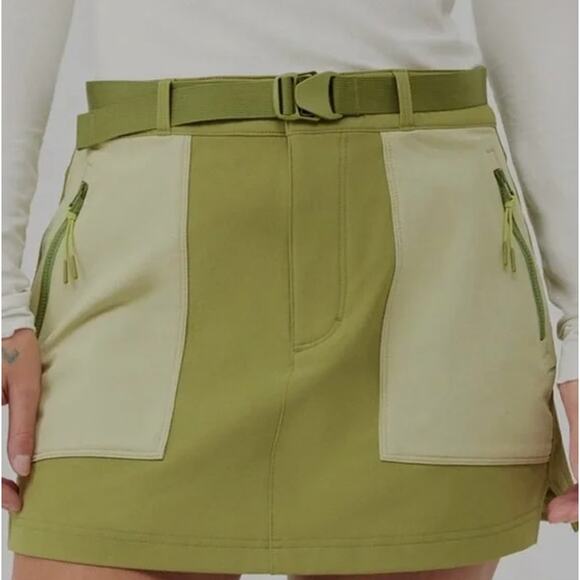 Outdoor Voices Rectrek Belted Terrastretch Mini Skirt Juniper Flax Womens Sz XL - Picture 1 of 5